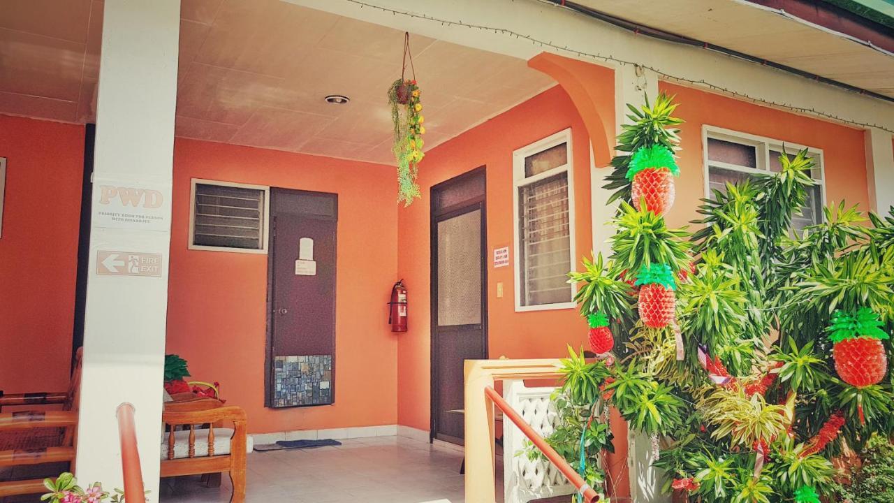 White Beach Guest House Puerto Galera Eksteriør bilde